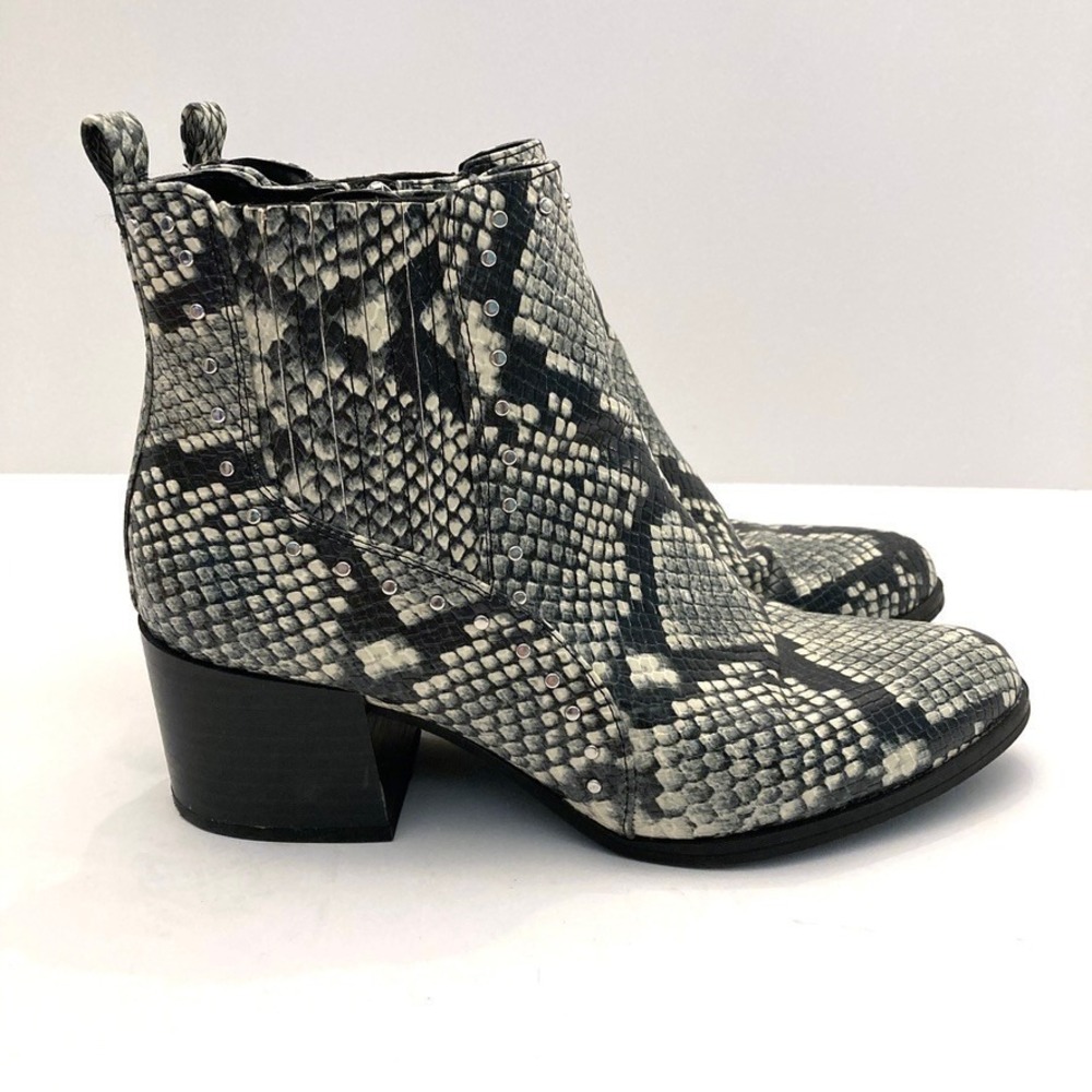 Circus by‎ Sam Edelman Jenna Boots Bootie Snake Faux Leather Studded Womens 6.5